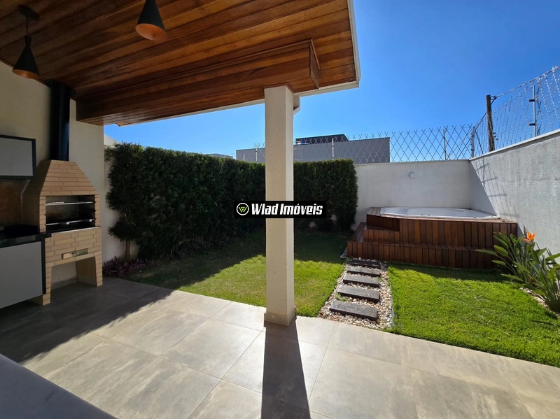 Linda casa à venda no Villagio di Montalcino em Vinhedo Aceita permuta: 17ª foto da galeria de imagens do imóvel