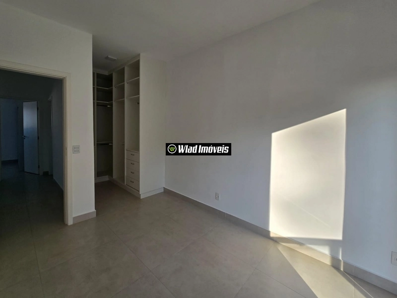Linda casa à venda Villagio di Montalcino Vinhedo abaixo de 1 milhão: 15ª foto da galeria de imagens do imóvel