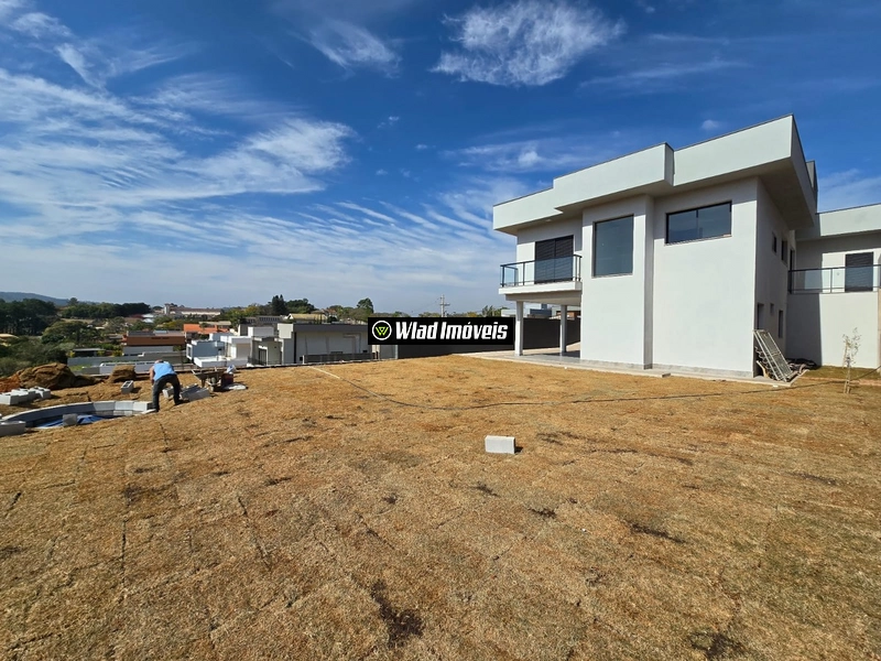 Casa nova e com linda vista à venda no Recanto das Palmas em Vinhedo: 8ª foto da galeria de imagens do imóvel