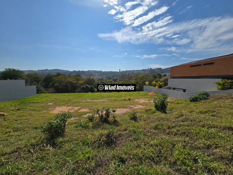 Terreno com 800 m² à venda no condomínio Recanto das Palmas em Vinhedo: 2ª foto da galeria de imagens do imóvel