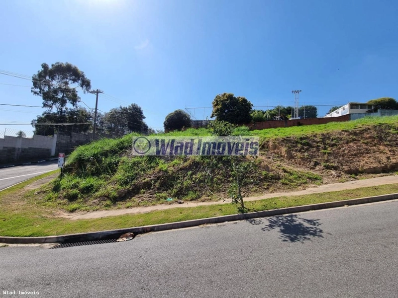 Terreno para Venda em Vinhedo / SP no bairro Jardim Panorama: 3ª foto da galeria de imagens do imóvel