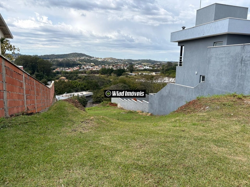 Terreno à venda no condomínio Piccollo Villagio em Louveira: 1ª foto da galeria de imagens do imóvel