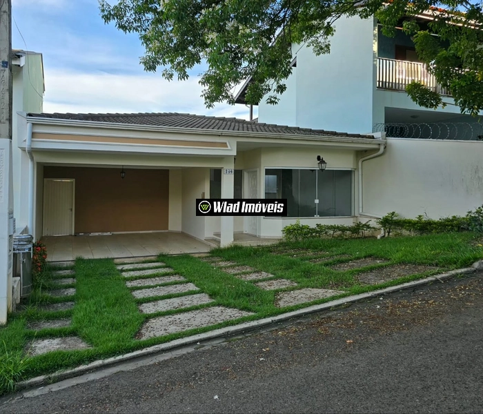 Casa térrea para venda no Condomínio Grape Village em Vinhedo