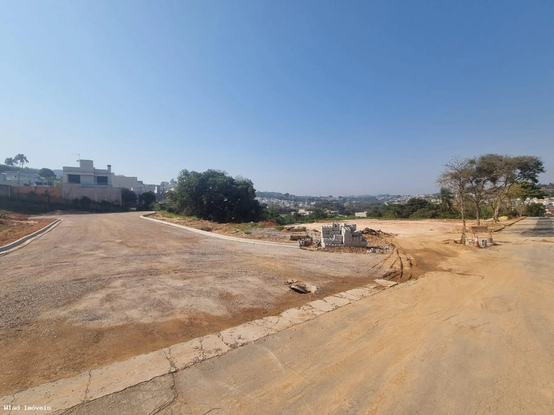 Terreno para Venda em Vinhedo / SP no bairro Fazenda Santana: 7ª foto da galeria de imagens do imóvel