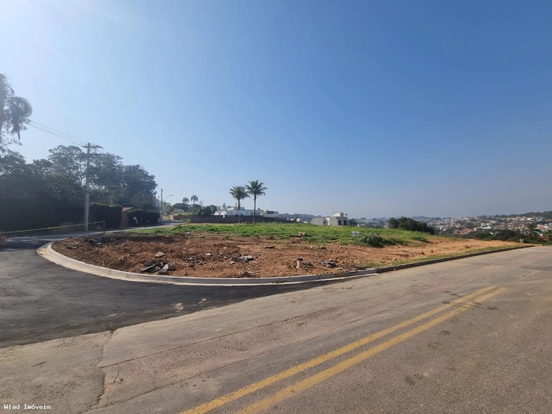 Terreno para Venda em Vinhedo / SP no bairro Fazenda Santana: 4ª foto da galeria de imagens do imóvel