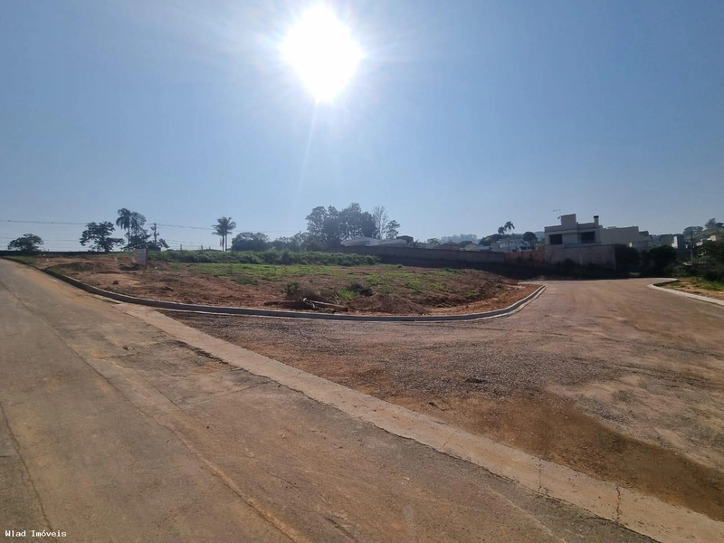Terreno para Venda em Vinhedo / SP no bairro Fazenda Santana: 6ª foto da galeria de imagens do imóvel
