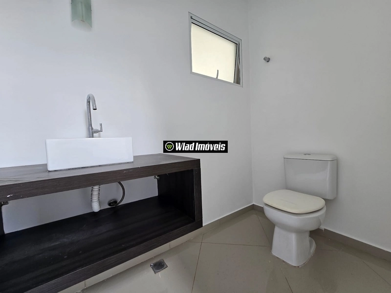 Casa moderna e vista para o verde à venda no Grape Village em Vinhedo: 22ª foto da galeria de imagens do imóvel
