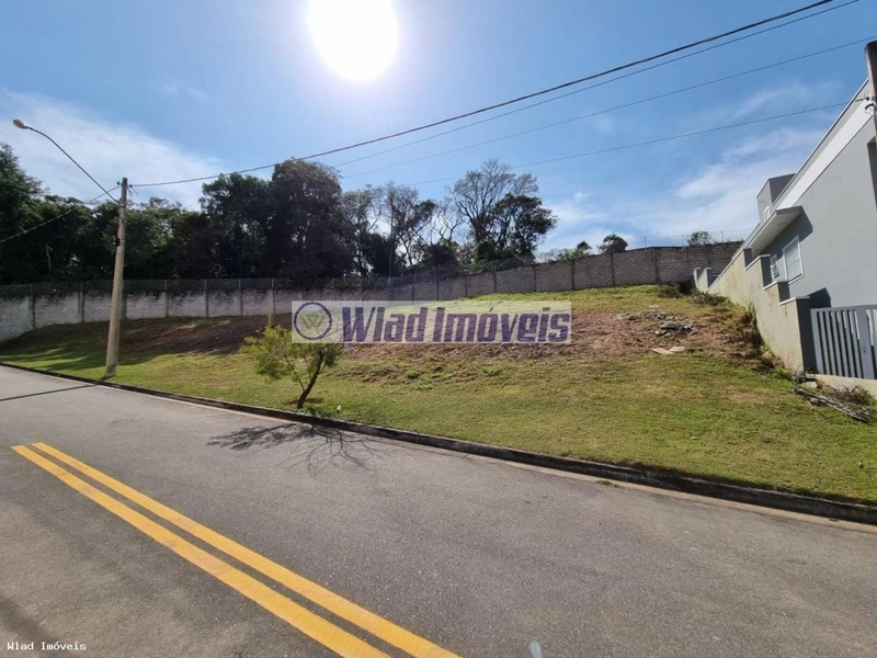 Terreno em Condomínio para Venda em Louveira / SP no bairro Portal do Bosque: 2ª foto da galeria de imagens do imóvel