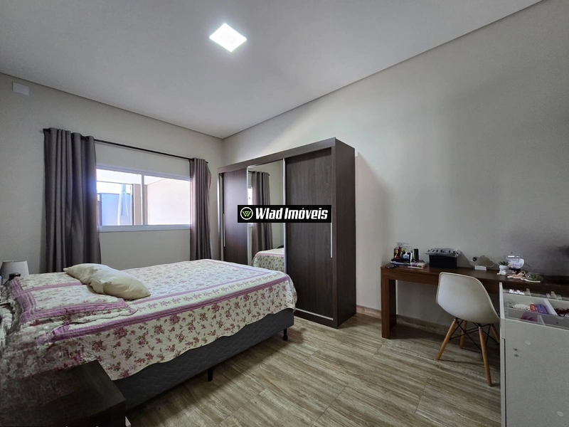 Casa térrea recém construída à venda em Vinhedo. Fora de condomínio: 11ª foto da galeria de imagens do imóvel