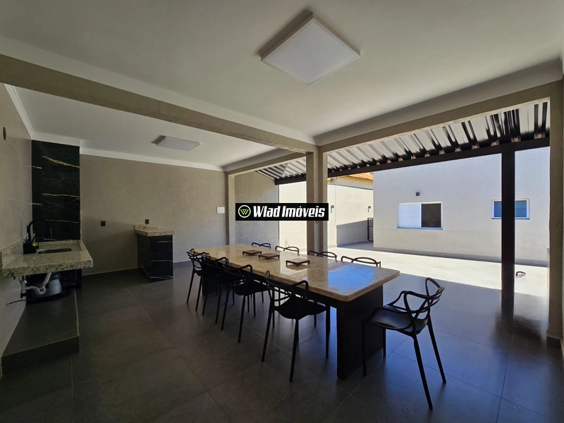 Casa térrea recém construída à venda em Vinhedo. Fora de condomínio: 10ª foto da galeria de imagens do imóvel