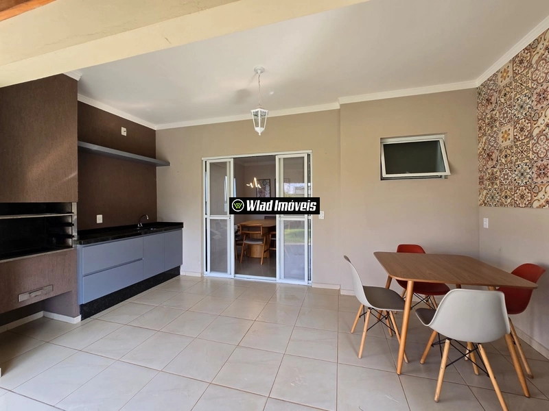 Casa moderna e semi-mobiliada à venda no Grape Village em Vinhedo: 7ª foto da galeria de imagens do imóvel