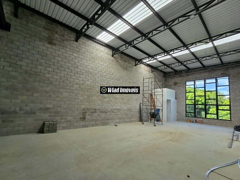 Galpão comercial novo Venda área útil construída 237m² Vinhedo: 2ª foto da galeria de imagens do imóvel