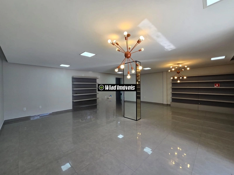 Loja térrea para locação na Capela em Vinhedo: 3ª foto da galeria de imagens do imóvel