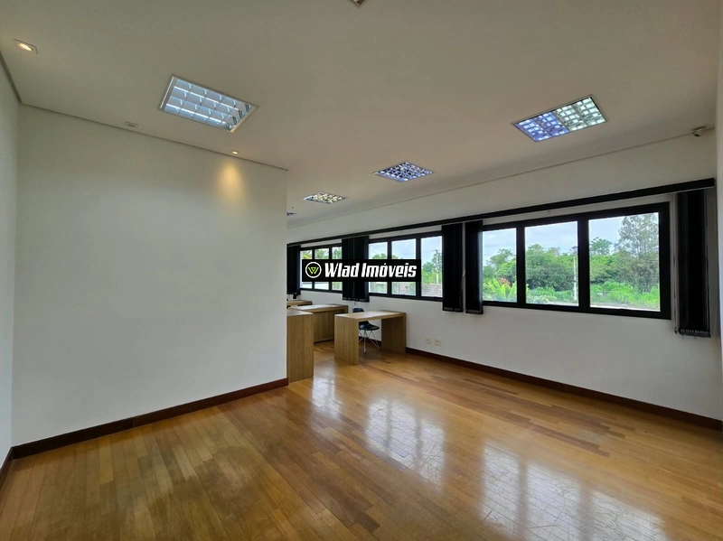 Sala/conjunto comercial para locação em região nobre de Vinhedo: 13ª foto da galeria de imagens do imóvel