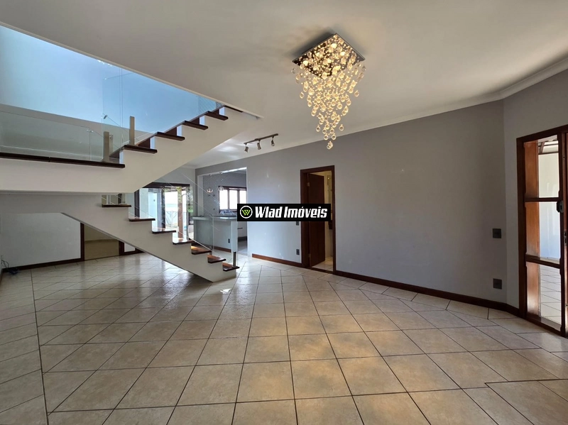 Ótima casa locação ou venda condomínio Grape Village Vinhedo 4 quartos: 2ª foto da galeria de imagens do imóvel