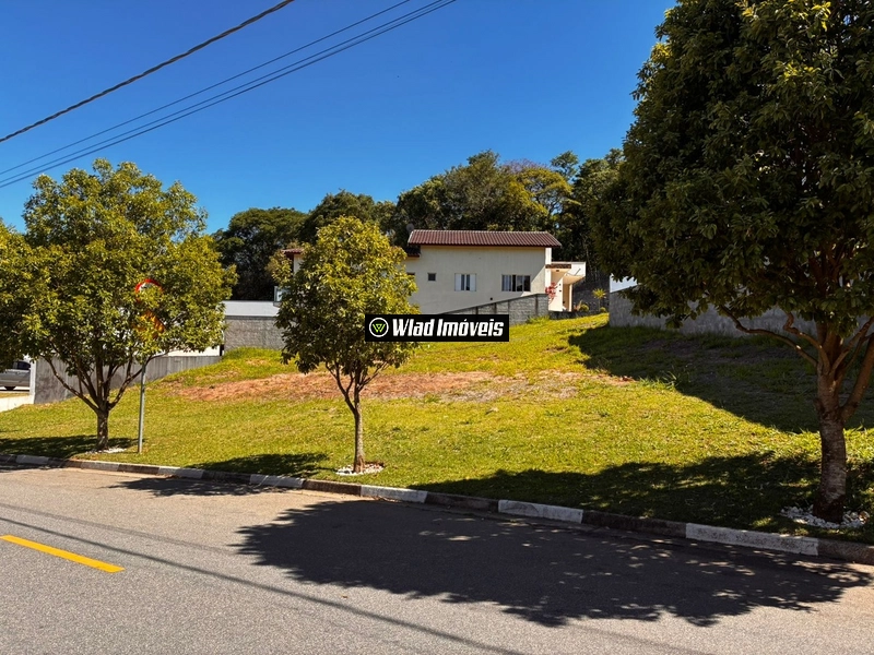 Terreno com 421 m² em condomínio à venda em Louveira, Portal do Bosque
