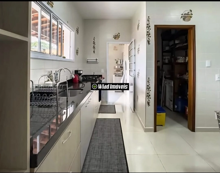 Casa térrea à venda no Condomínio Fazenda São Joaquim em Vinhedo/SP: 13ª foto da galeria de imagens do imóvel