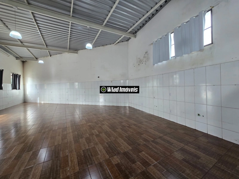 Galpão prédio comercial para locação em Vinhedo 133 m²: 3ª foto da galeria de imagens do imóvel