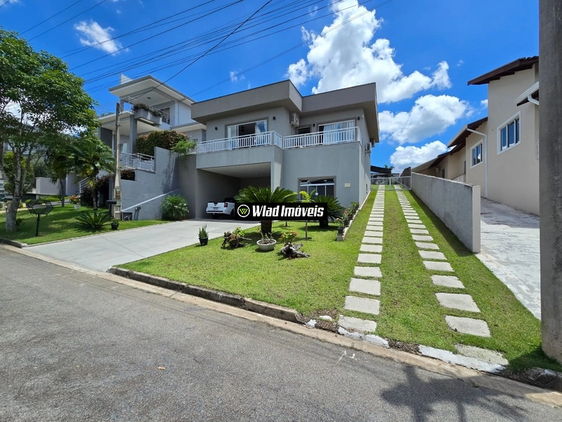 Excelente oportunidade de casa a venda no Cond Delle Stelle Louveira