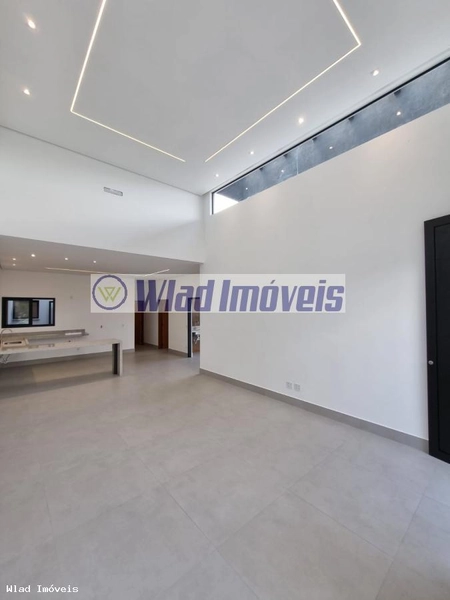 Casa para Venda em Vinhedo / SP no bairro Pinheirinho: 8ª foto da galeria de imagens do imóvel