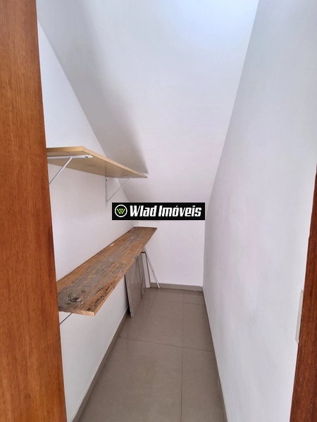 Casa tipo sobrado para locação em Vinhedo - Capela: 10ª foto da galeria de imagens do imóvel