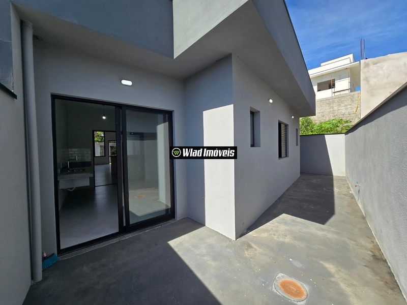 Casa térrea nova à venda em bairro residencial e seguro de Vinhedo: 3ª foto da galeria de imagens do imóvel