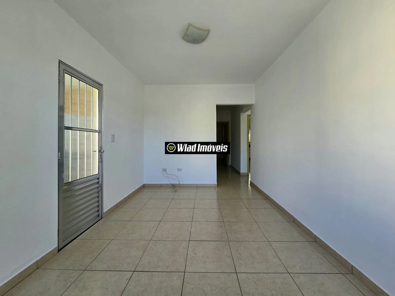 Ótima casa térrea para locação com 03 quartos, garagem em Vinhedo: 6ª foto da galeria de imagens do imóvel