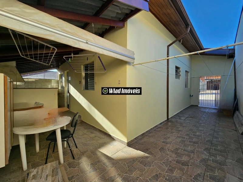 Ótima casa térrea para locação com 03 quartos, garagem em Vinhedo: 19ª foto da galeria de imagens do imóvel