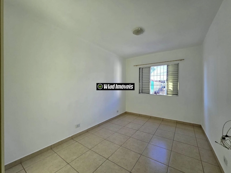 Ótima casa térrea para locação com 03 quartos, garagem em Vinhedo: 5ª foto da galeria de imagens do imóvel