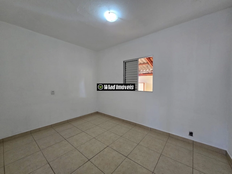 Ótima casa térrea para locação com 03 quartos, garagem em Vinhedo: 8ª foto da galeria de imagens do imóvel