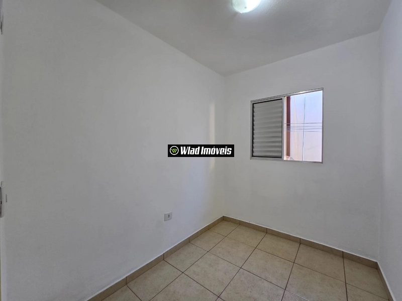 Ótima casa térrea para locação com 03 quartos, garagem em Vinhedo: 4ª foto da galeria de imagens do imóvel