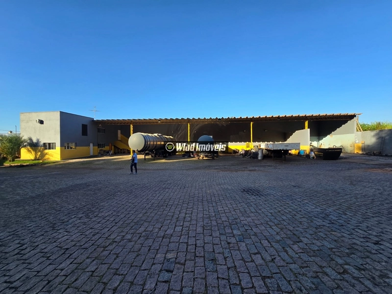 Área comercial com 3.430 m² para locação ou venda em Vinhedo: 1ª foto da galeria de imagens do imóvel