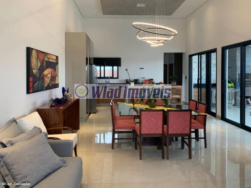 Casa para Venda em Vinhedo / SP no bairro Pinheirinho: 6ª foto da galeria de imagens do imóvel