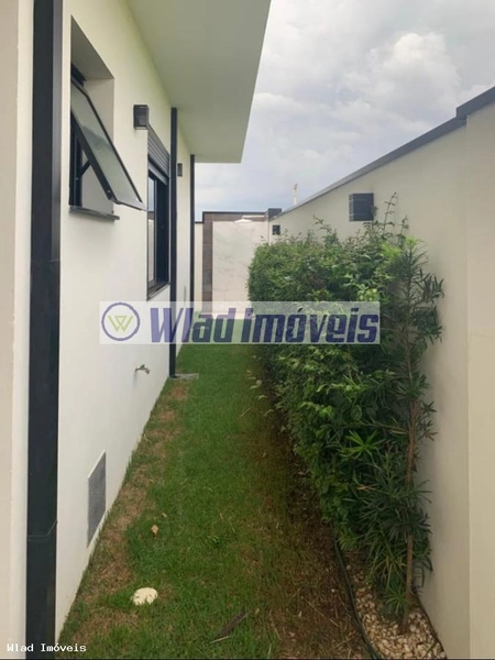 Casa para Venda em Vinhedo / SP no bairro Pinheirinho: 8ª foto da galeria de imagens do imóvel