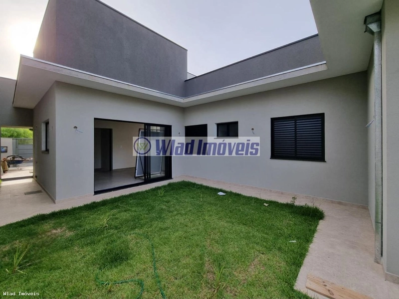 Casa para Venda em Vinhedo / SP no bairro Jardim da Videira: 3ª foto da galeria de imagens do imóvel
