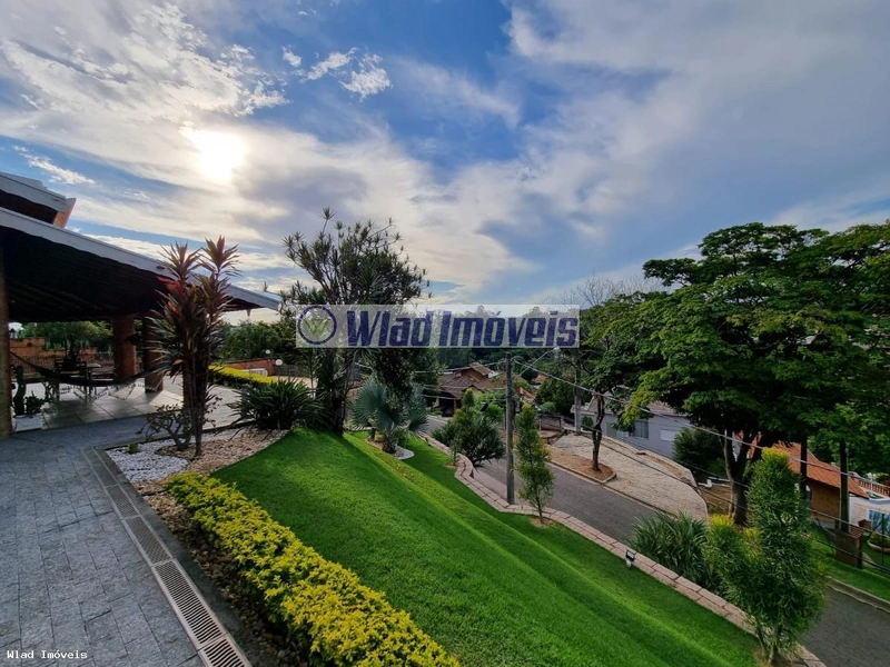 Casa em Condomínio para Venda em Vinhedo / SP no bairro Condomínio Marambaia: 10ª foto da galeria de imagens do imóvel