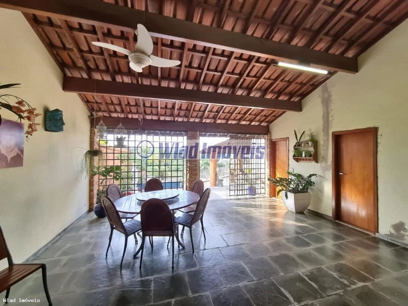 Casa em Condomínio para Venda em Vinhedo / SP no bairro Condomínio Marambaia: 13ª foto da galeria de imagens do imóvel