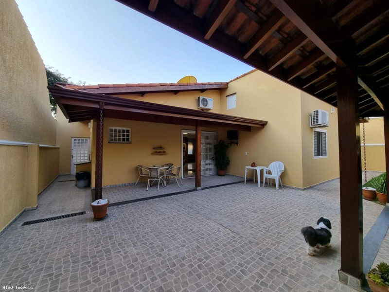 Casa para Venda em Vinhedo / SP no bairro Jardim Panorama: 3ª foto da galeria de imagens do imóvel