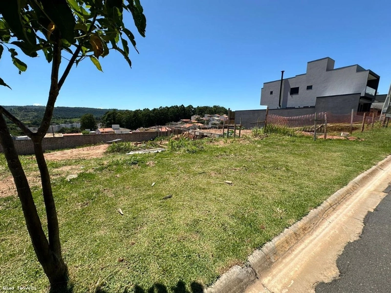 Terreno em Condomínio para Venda em Valinhos / SP no bairro Vila Pagano: 4ª foto da galeria de imagens do imóvel