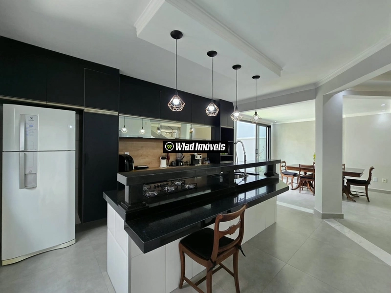 Casa Modernizada à venda em Condomínio de Valinhos: 25ª foto da galeria de imagens do imóvel