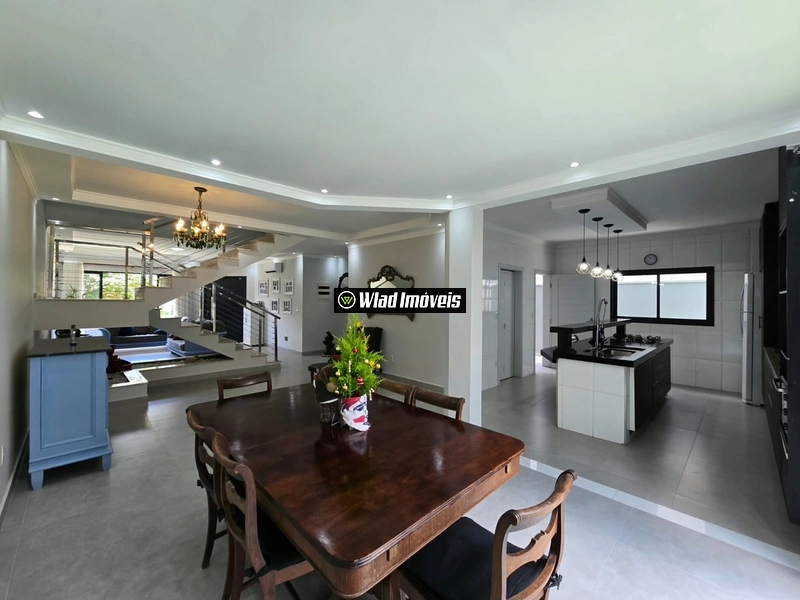 Casa Modernizada à venda em Condomínio de Valinhos: 27ª foto da galeria de imagens do imóvel