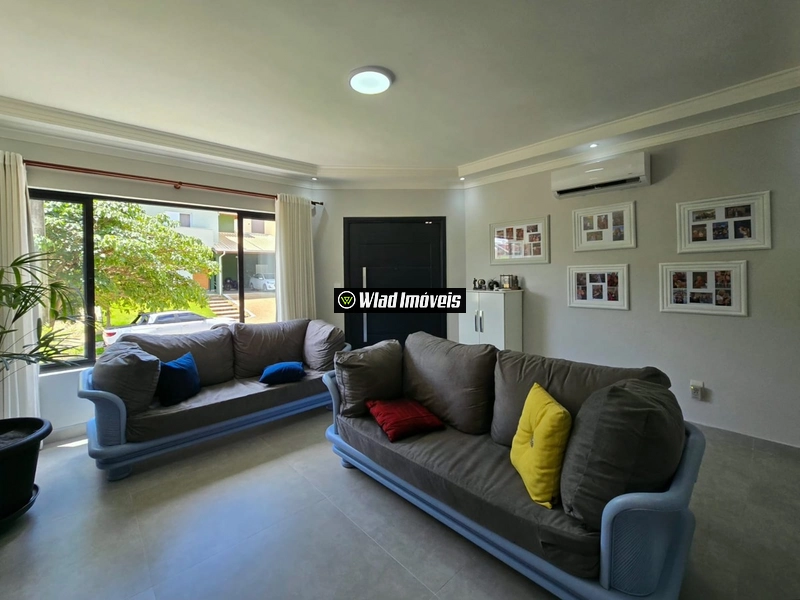 Casa Modernizada à venda em Condomínio de Valinhos: 3ª foto da galeria de imagens do imóvel