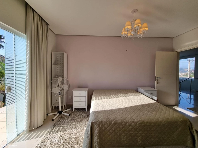 Casa em Condomínio para Venda ou locação em Vinhedo / SP no bairro Pinheirinho: 10ª foto da galeria de imagens do imóvel