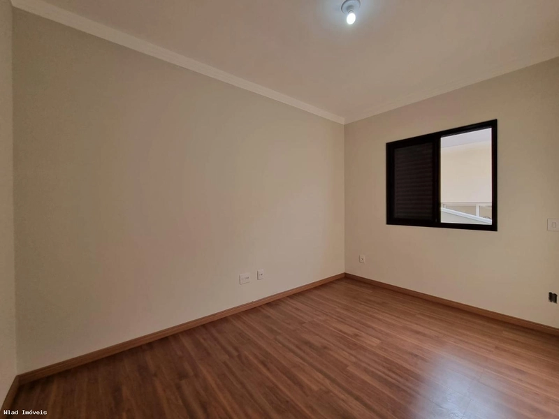 Casa em Condomínio para Venda em Valinhos / SP no bairro Pinheiro: 27ª foto da galeria de imagens do imóvel