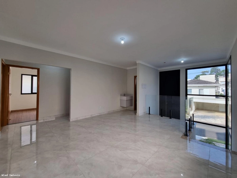 Casa em Condomínio para Venda em Valinhos / SP no bairro Pinheiro: 4ª foto da galeria de imagens do imóvel