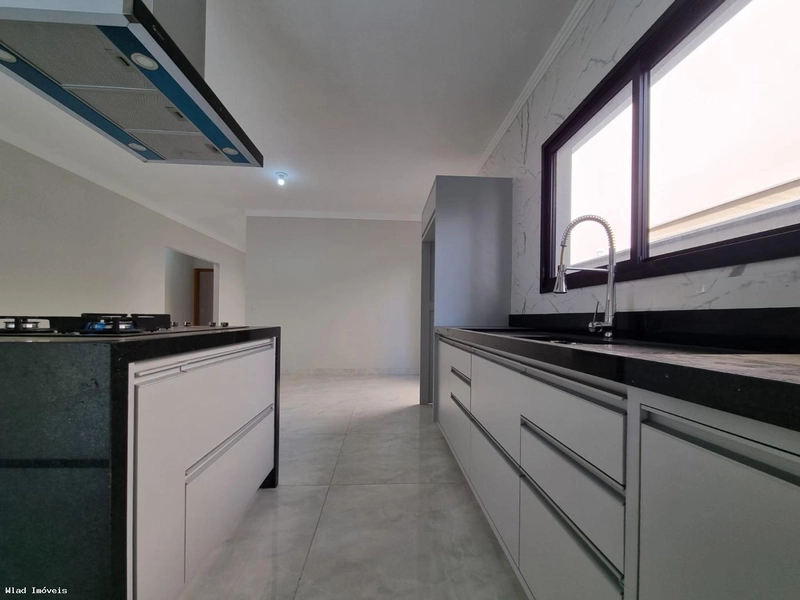 Casa em Condomínio para Venda em Valinhos / SP no bairro Pinheiro: 28ª foto da galeria de imagens do imóvel