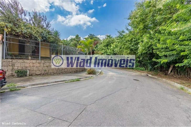 Casa para Venda em Vinhedo / SP no bairro Jardim Mirian: 22ª foto da galeria de imagens do imóvel
