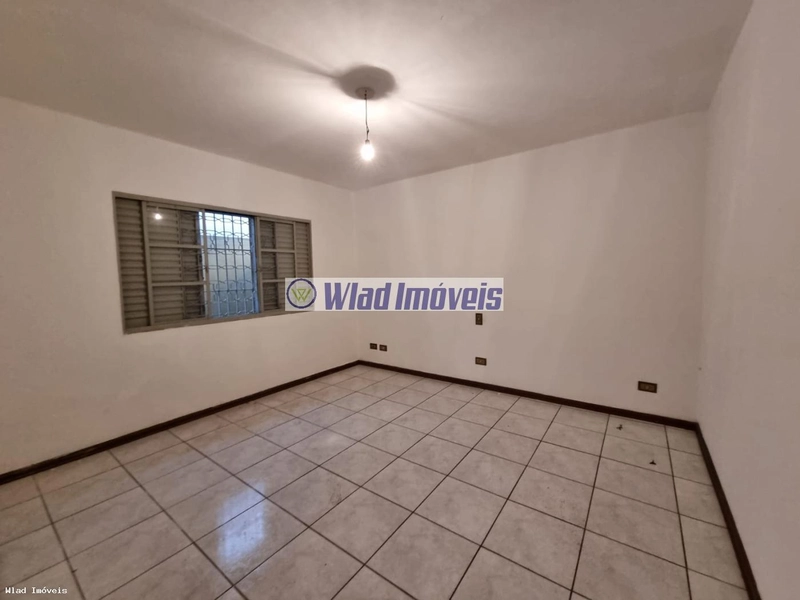 Casa para Venda em Vinhedo / SP no bairro Jardim Mirian: 33ª foto da galeria de imagens do imóvel