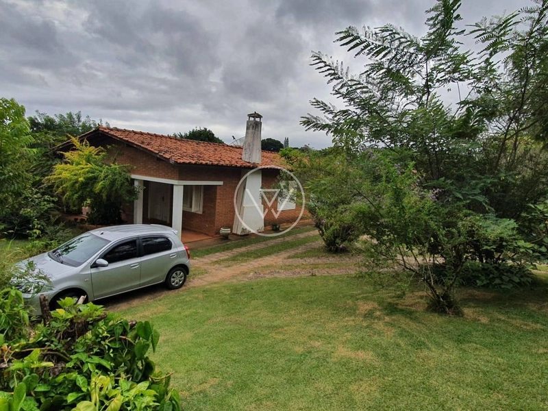 Casa para Venda em Valinhos / SP no bairro Chácaras São Bento: 3ª foto da galeria de imagens do imóvel