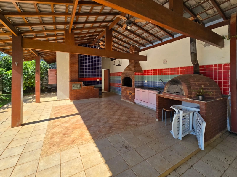 Casa para venda ou locação - no elegante Condomínio Bosque de Grevílea em Vinhed: 17ª foto da galeria de imagens do imóvel